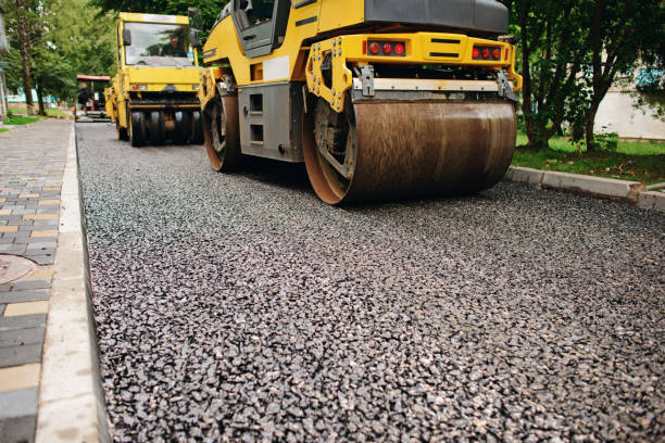 Best Local Driveway Pavers  in Hillcrest, CA